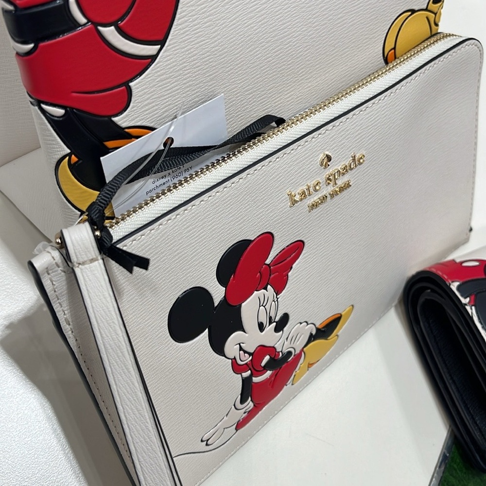 Kate Spade Disney X Kate Spade New York Minnie Medium L-Zip Wristlet
Parchment - Picture 7 of 16